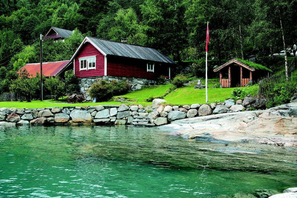 Bodvarstova Stryn Exteriér fotografie